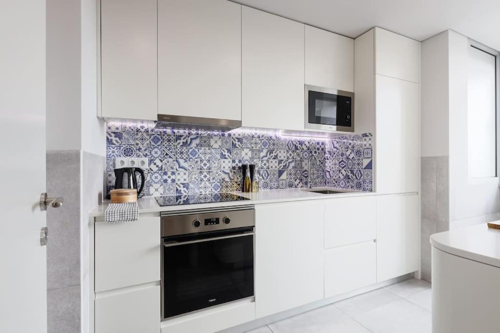Lisbon Central Apartment With Balcony Exterior foto